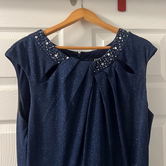 Beatiful navy sparkly dress for that special occasion - Picture 2 of 2